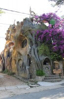 Сумасшедший дом или Вилла деревьев (Далат, Вьетнам)